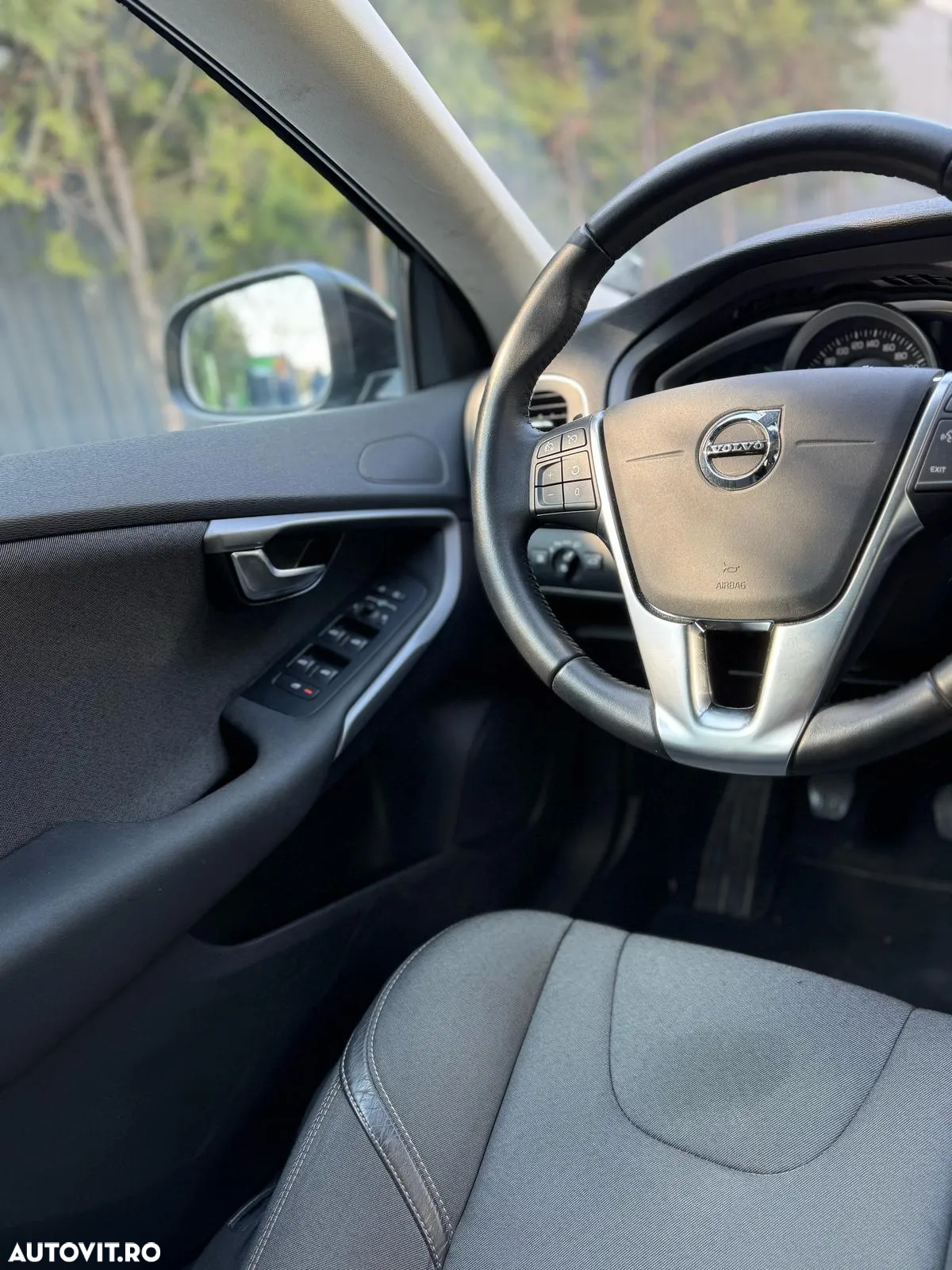 Volvo V40 Cross Country D3 - 16