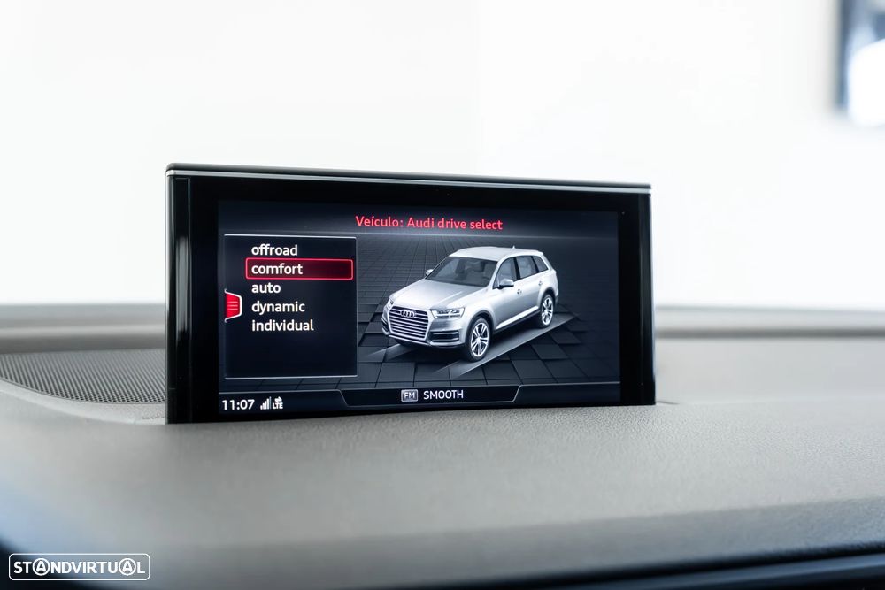 Audi Q7 3.0 TDI quattro tiptronic 7L - 23