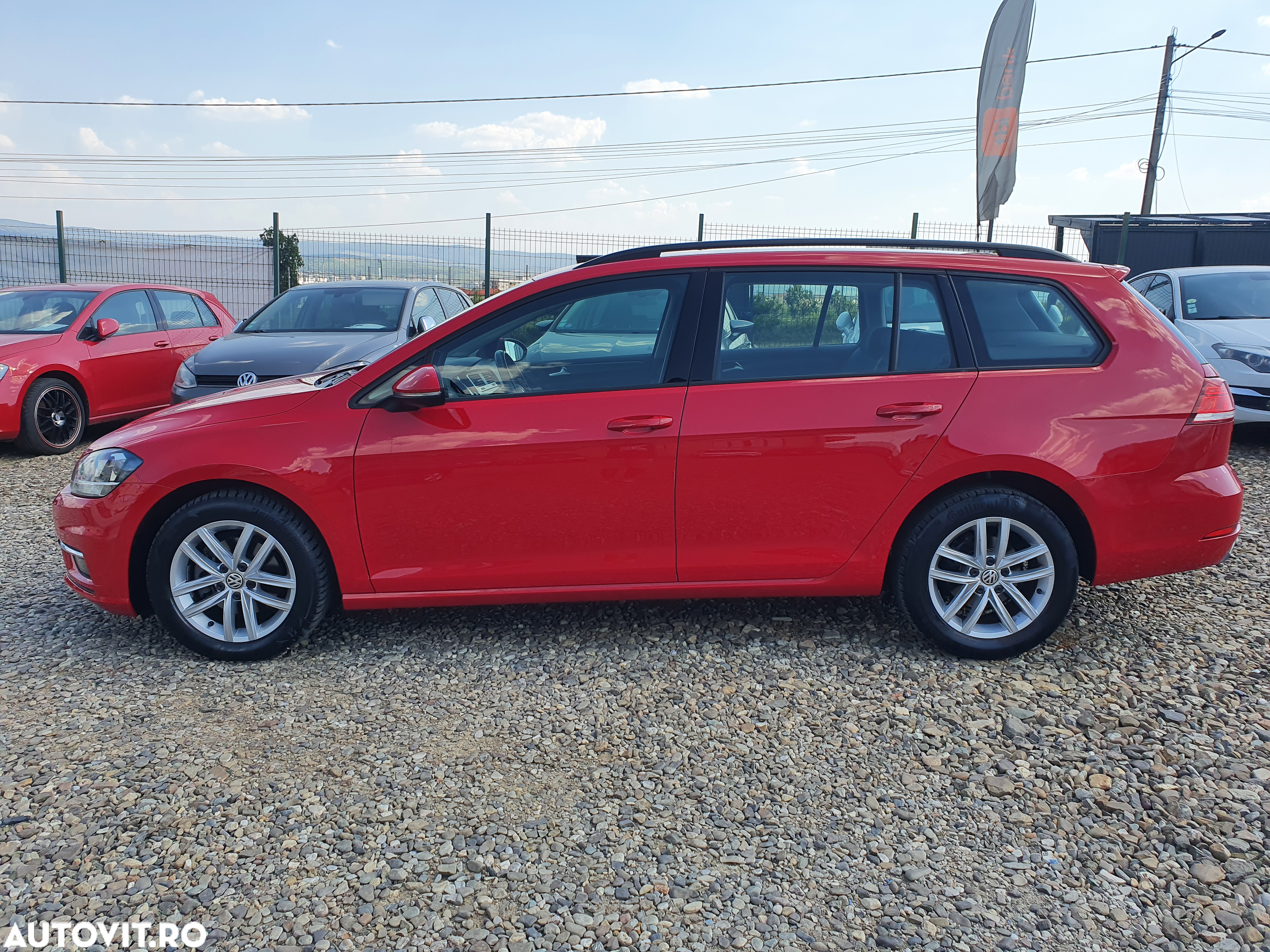 Volkswagen Golf 1.6 TDI Comfortline - 8
