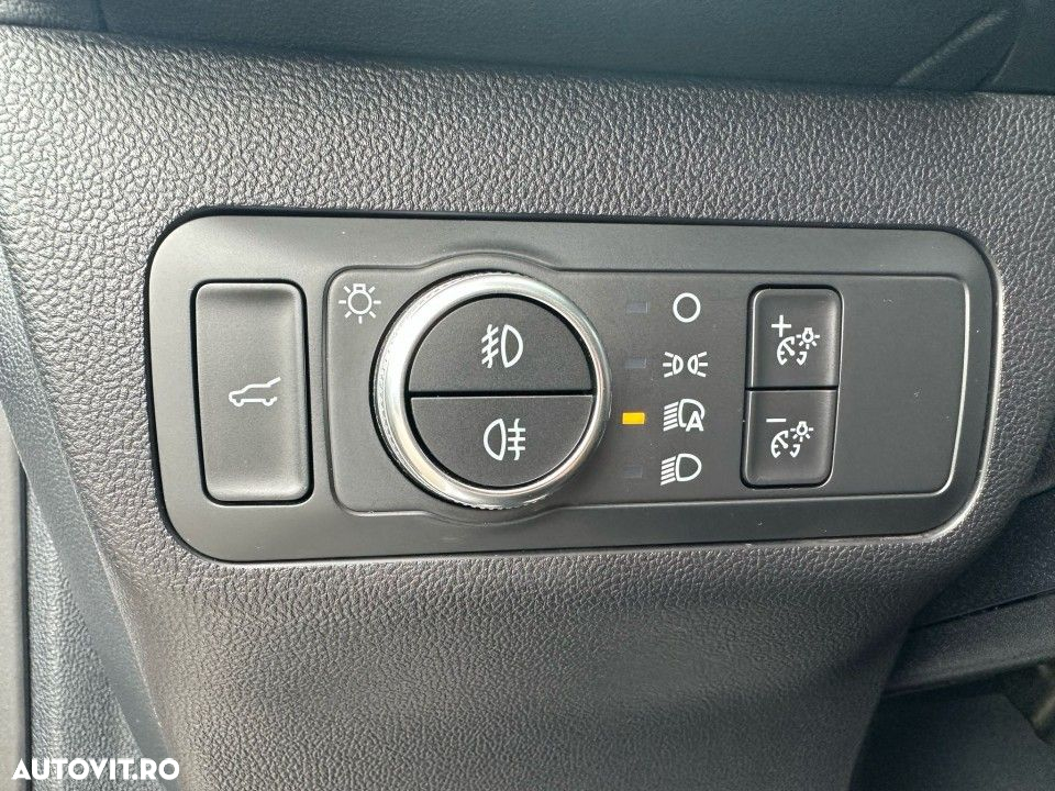 Ford Kuga - 20
