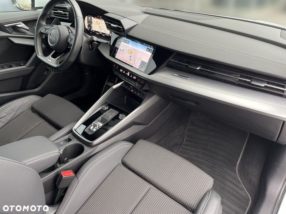 Audi A3 Sportback - 18