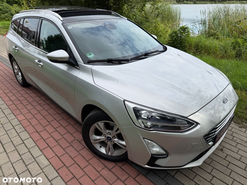 Ford Focus 1.0 EcoBoost STart-Stopp-System TITANIUM X - 32