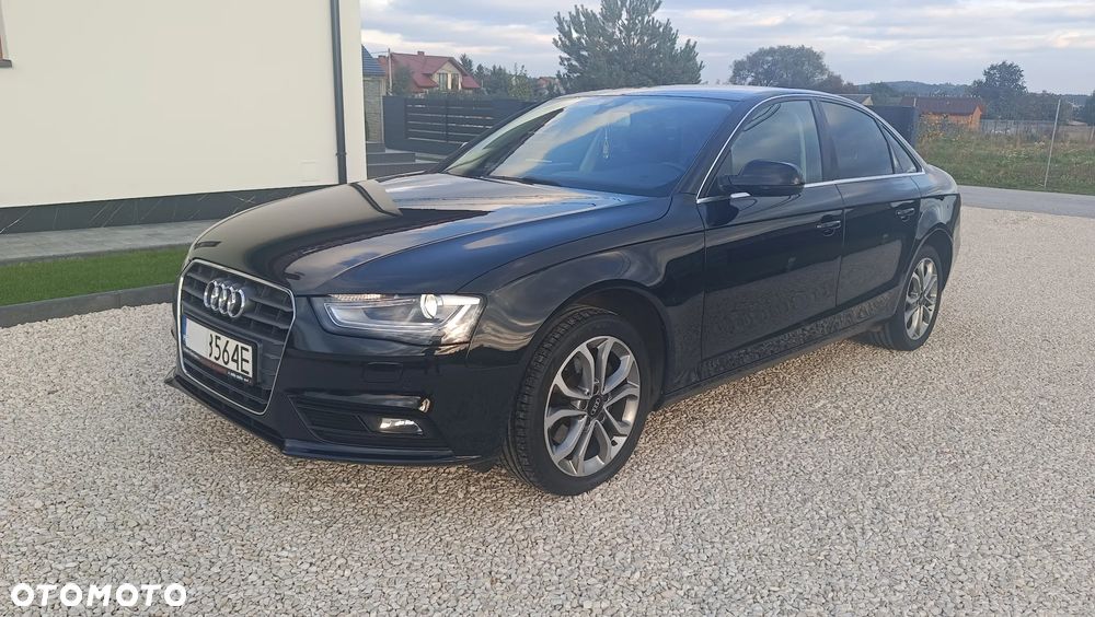 Audi A4 - 1