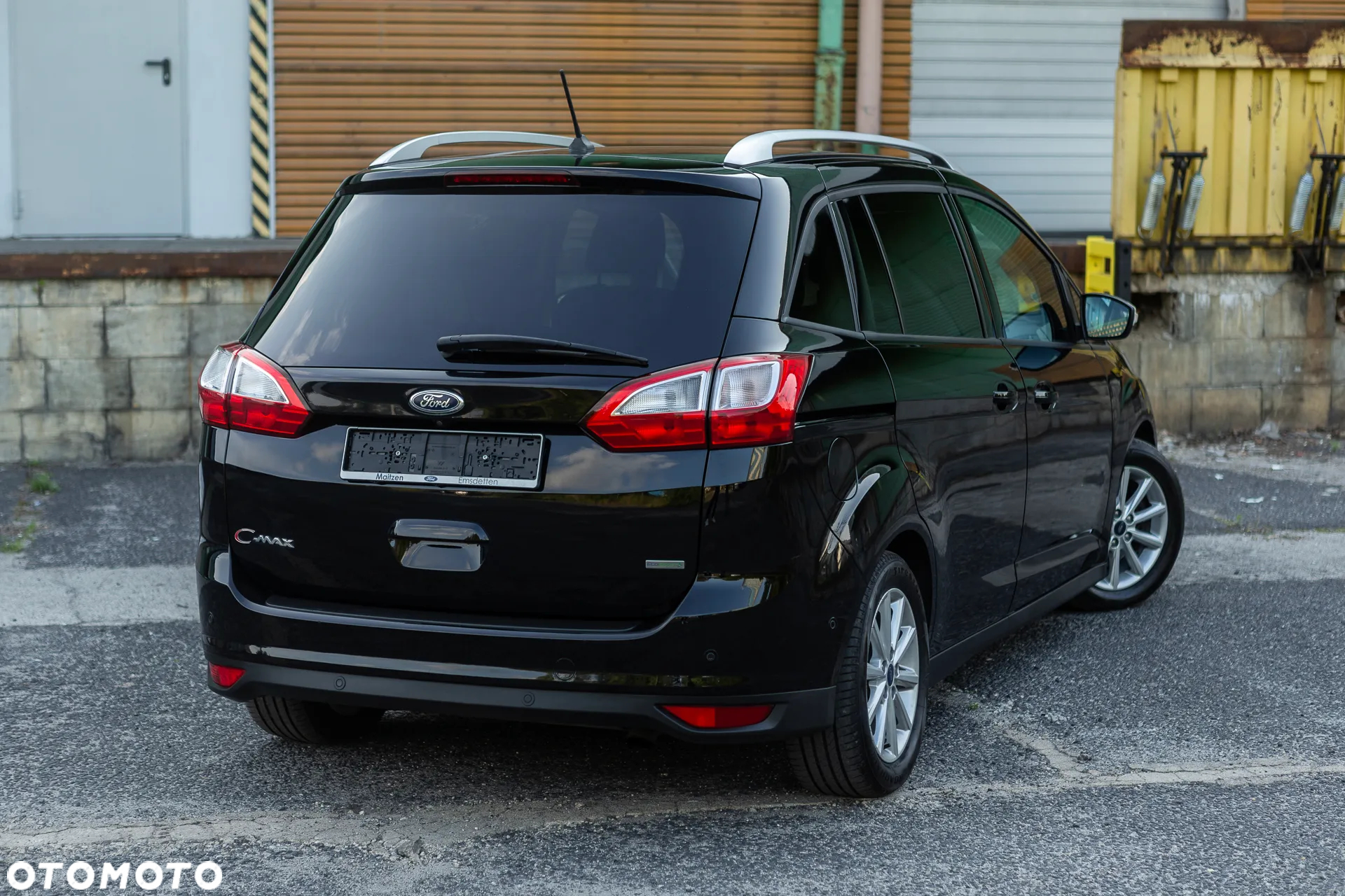 Ford Grand C-MAX - 19