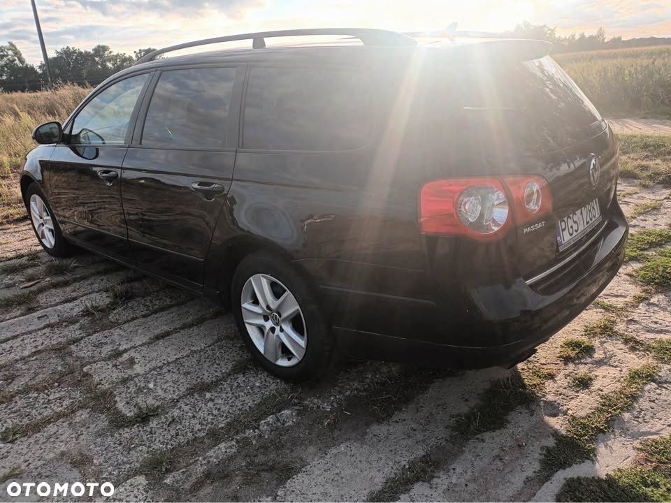 Volkswagen Passat 2.0 TDI DPF Trendline - 3