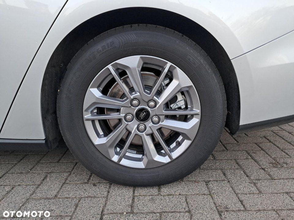 Ford Focus - 16