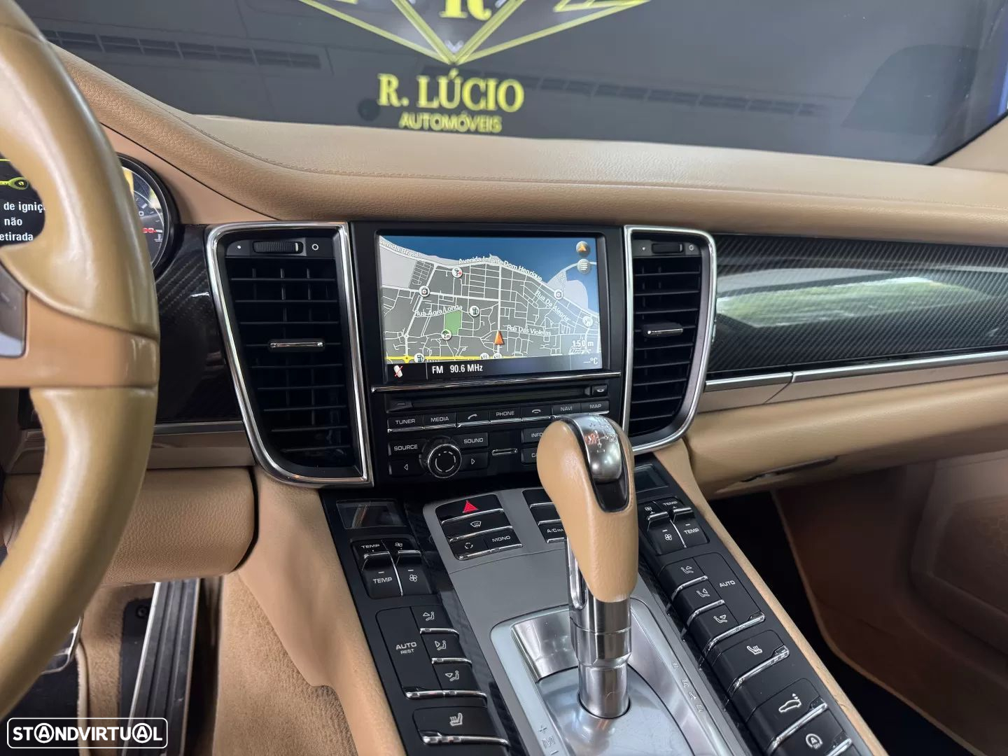 Porsche Panamera Standard - 29