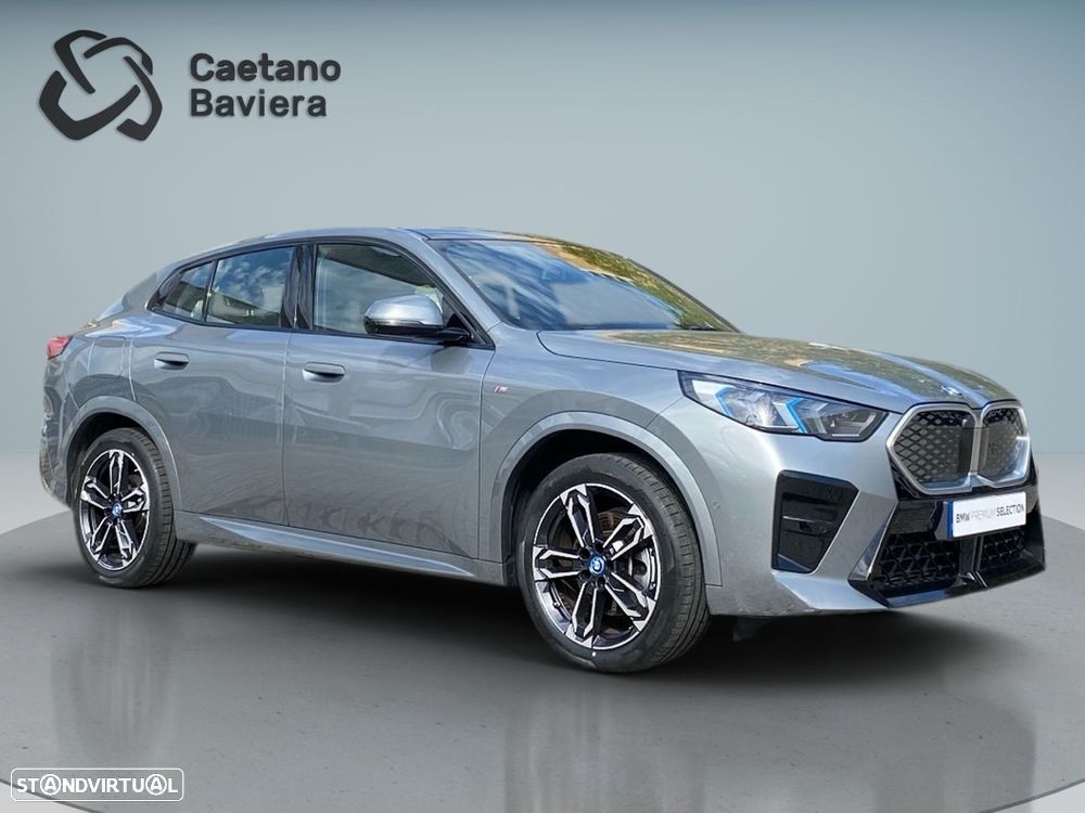 BMW iX2 xDrive30 Pack Desportivo M - 24