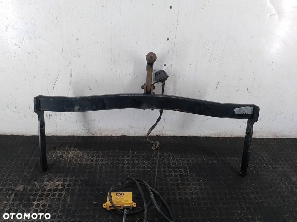 HAK HOLOWNICZY VW GOLF V 321750 HATCHBACK - 1