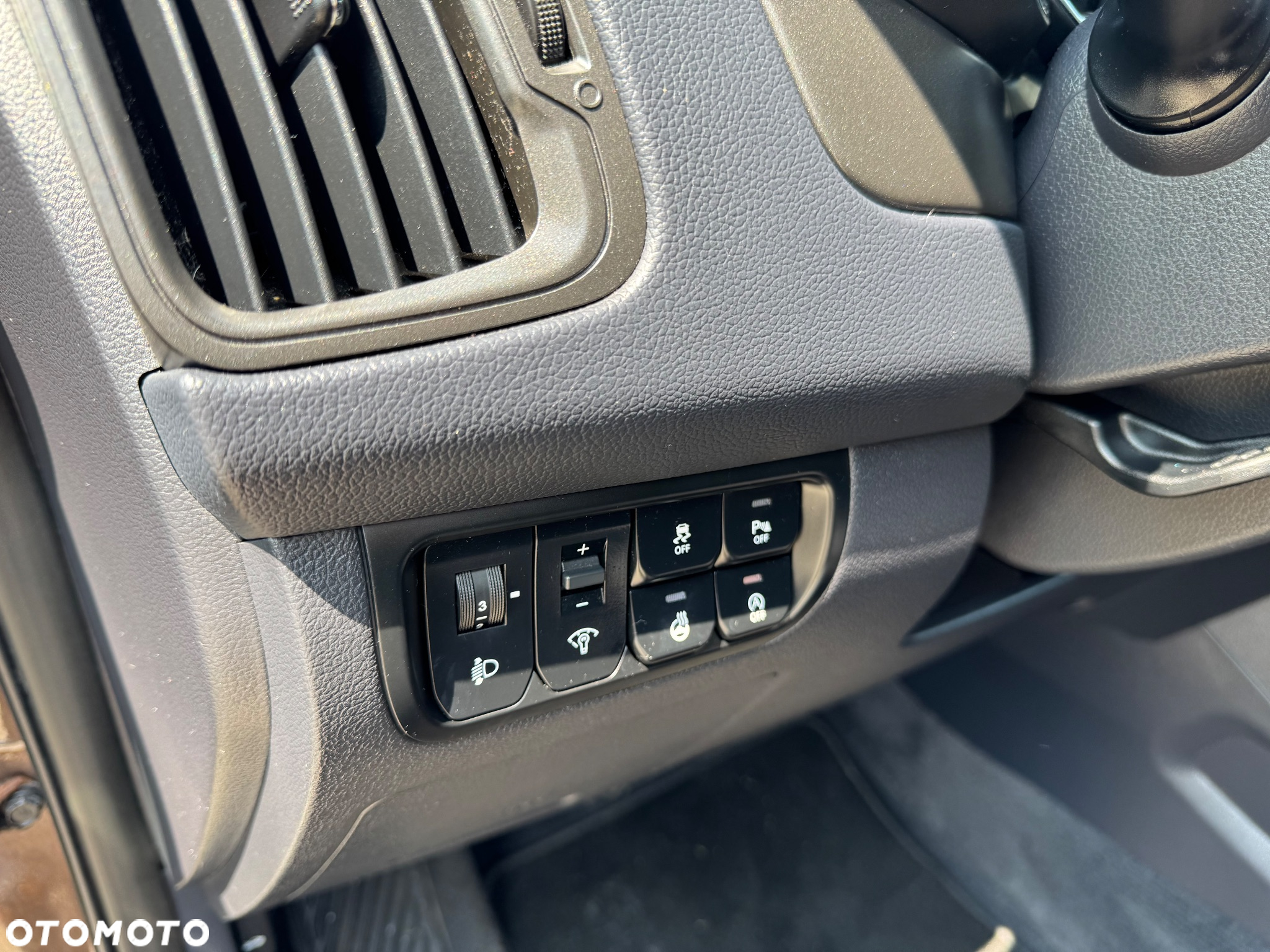 Kia Rio 1.4 Dream-Team Edition - 18