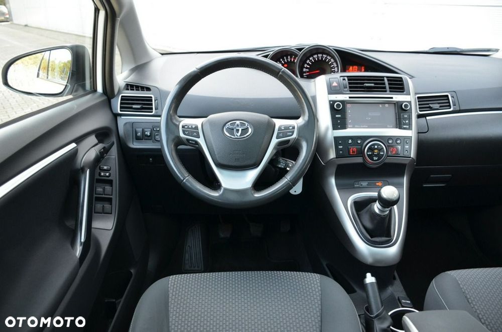 Toyota Verso - 30