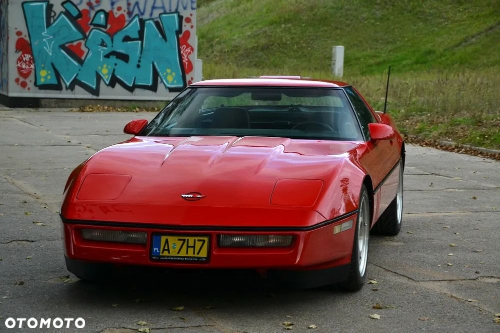 Chevrolet Corvette - 2