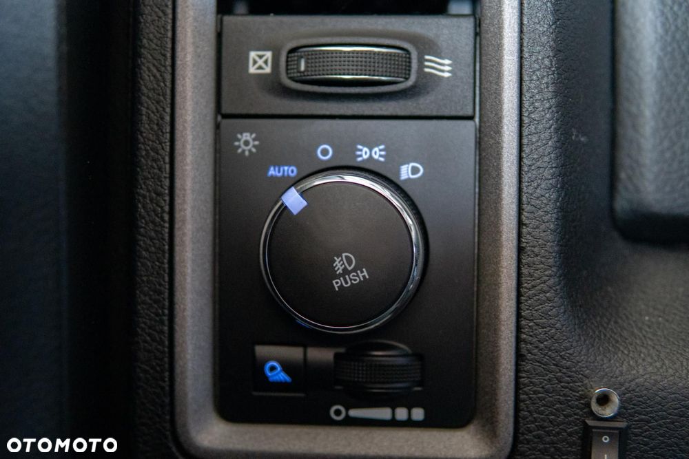 Dodge RAM 5.7 4x4 - 21