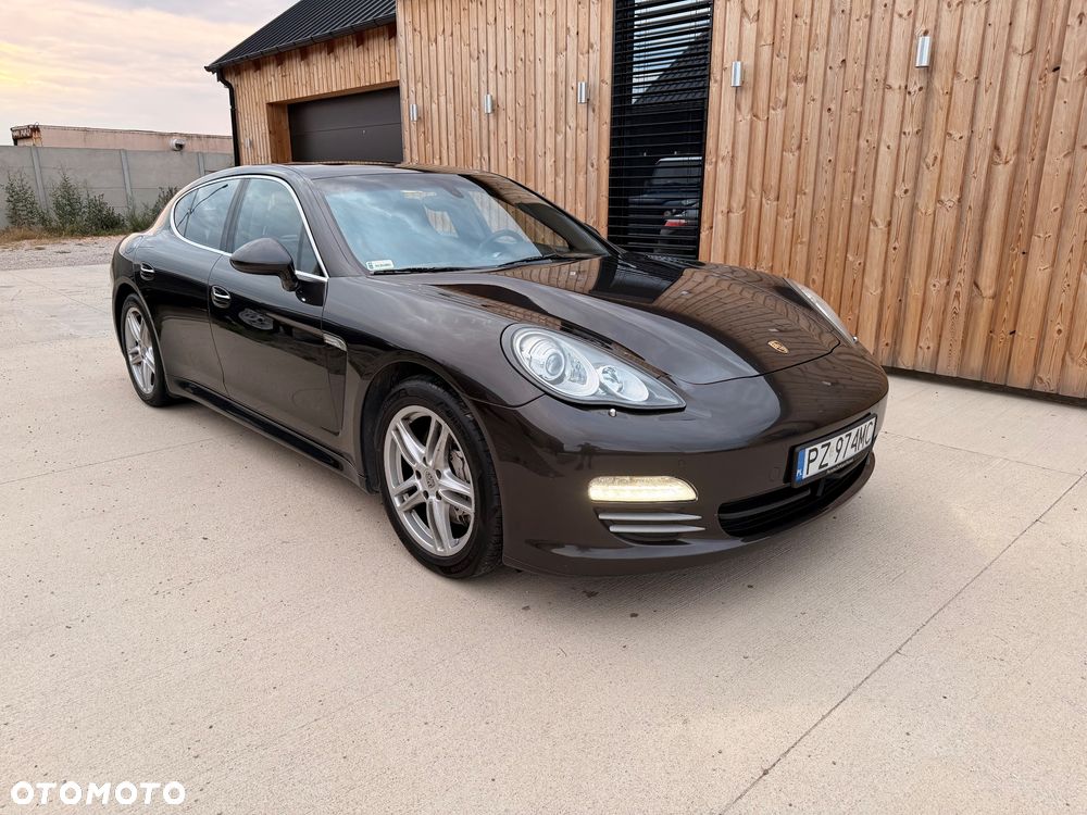 Porsche Panamera 4S - 4