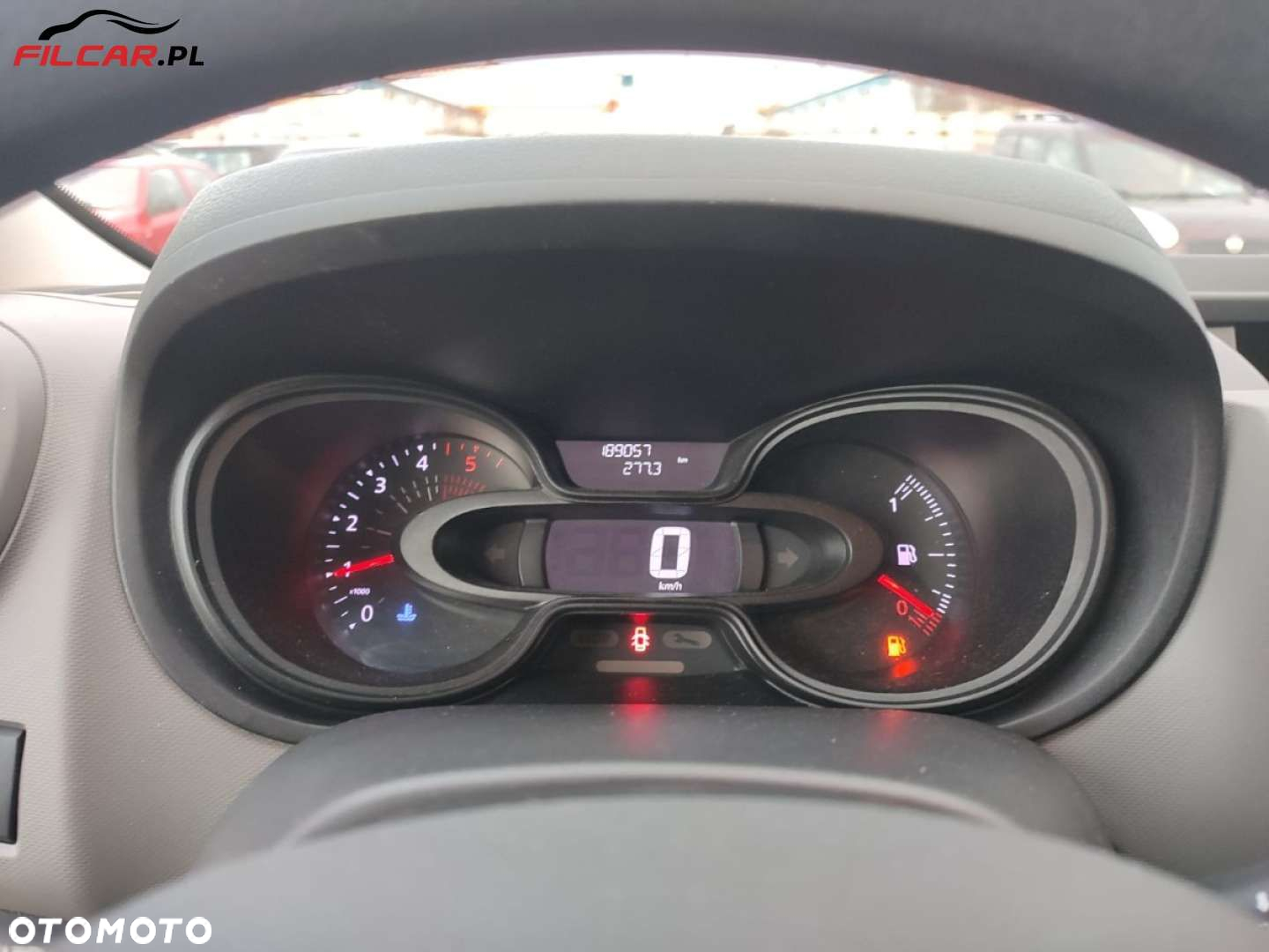 Renault Trafic - 16