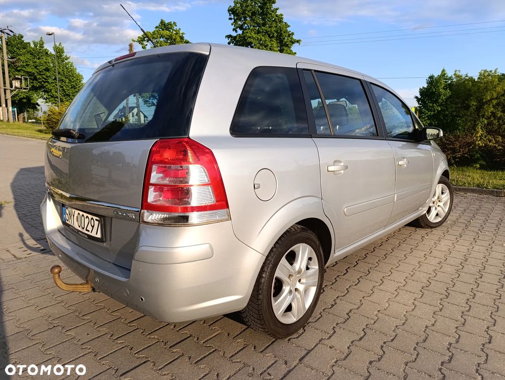 Opel Zafira 1.6 Active - 4