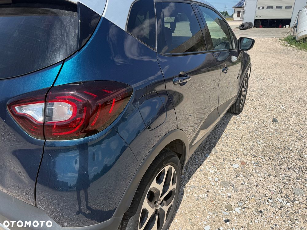 Renault Captur - 23