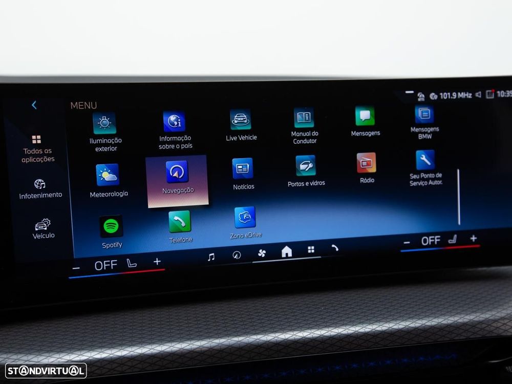 BMW 330 e Pack Desportivo M Auto - 32