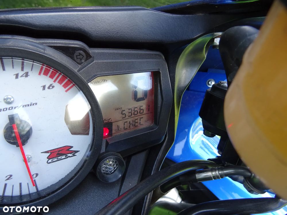 Suzuki GSX-R - 20