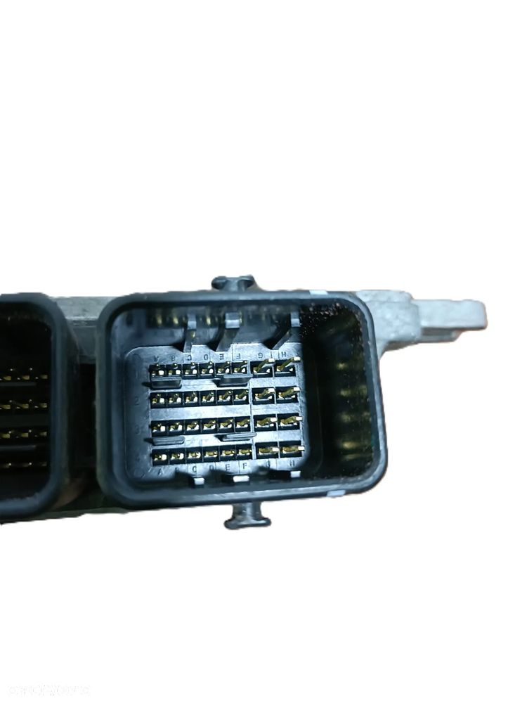 NISSAN MICRA IV K13 10-16 2011 r. 1,2 B sterownik komputer silnika A56-E37 * - 4