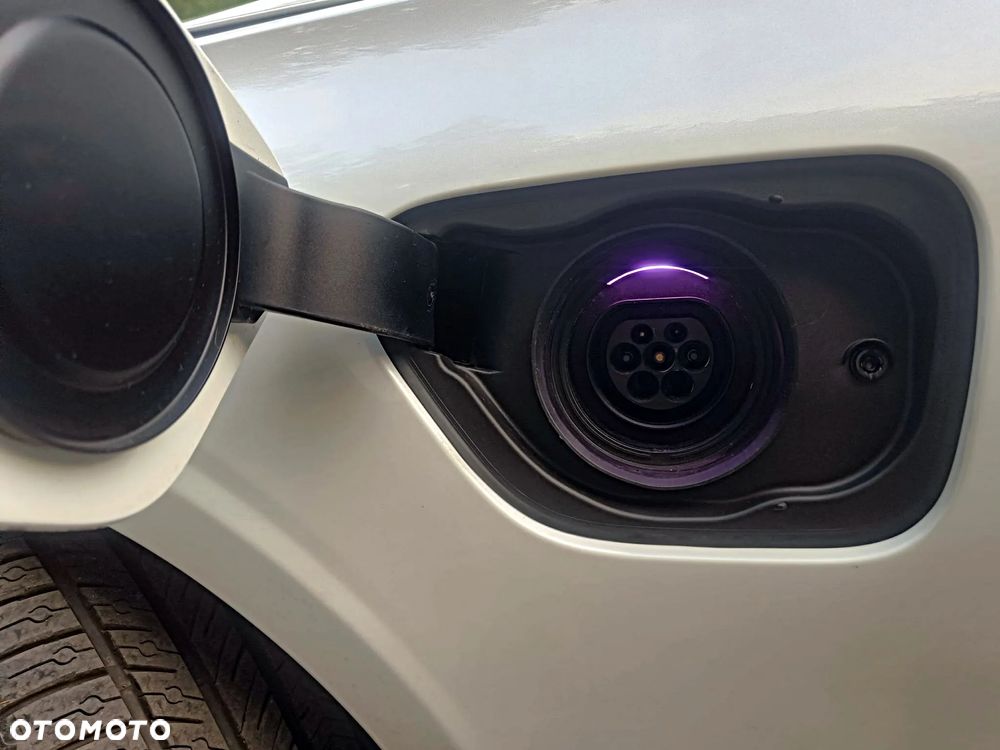 Volvo S60 T8 Recharge AWD Plus Dark - 17