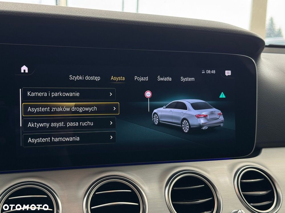 Mercedes-Benz Klasa E 220 d 4-Matic AMG/Avantgarde - 31