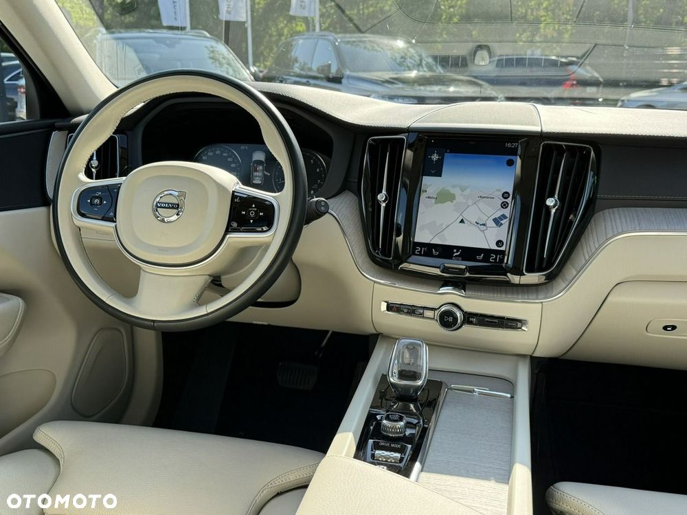 Volvo XC 60 - 26