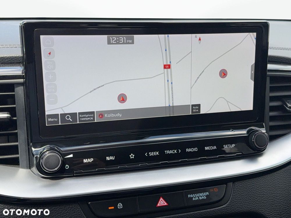 Kia Ceed - 28