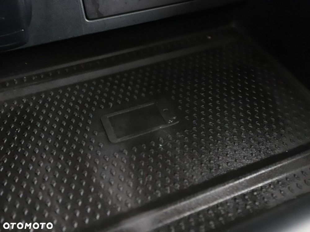 Renault Captur 1.6 E-TECH Full Hybrid 145 Intens - 29