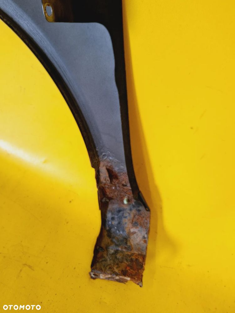 BŁOTNIK PRAWY PRZÓD PRZEDNI AUDI A3 8L 96-00 LAK: LY9B NR648 - 12