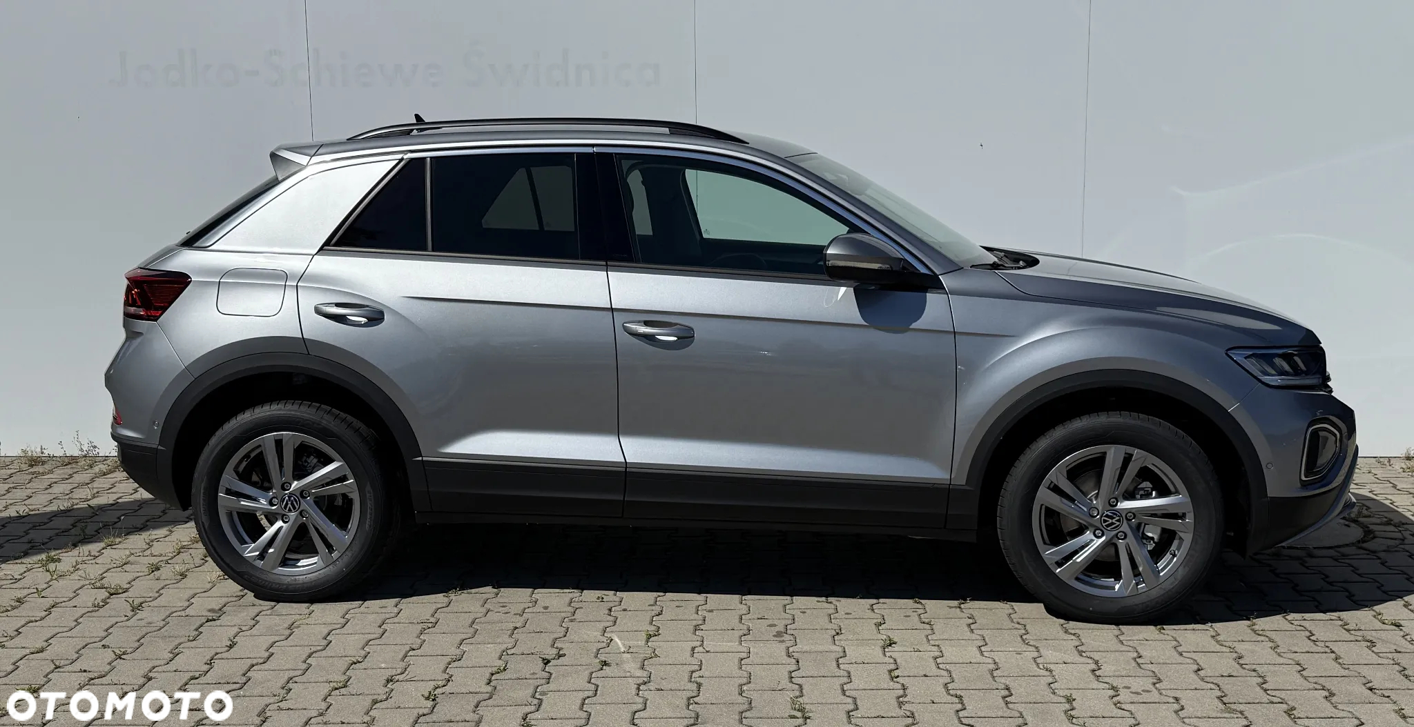 Volkswagen T-Roc 1.5 TSI Life Plus DSG - 5