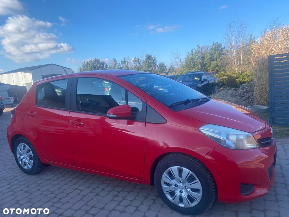 Toyota Yaris 1.0 Terra EU5 - 4