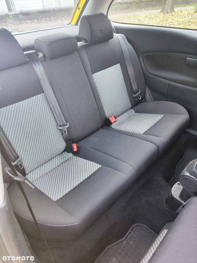 Seat Ibiza SC 1.4 TDI PD Reference - 11