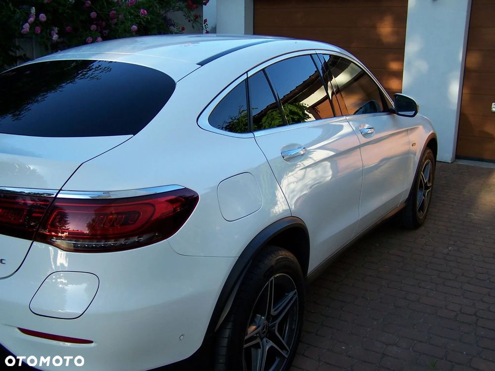 Mercedes-Benz GLC 220 d 4Matic 9G-TRONIC AMG Line - 3