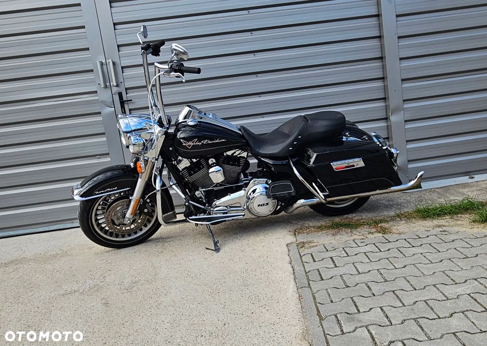 Harley-Davidson Touring Road King - 12