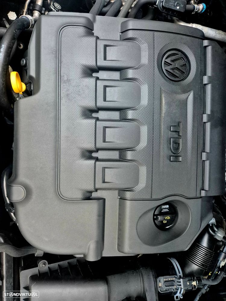 VW Passat Variant 1.6 TDI BlueMotion - 42