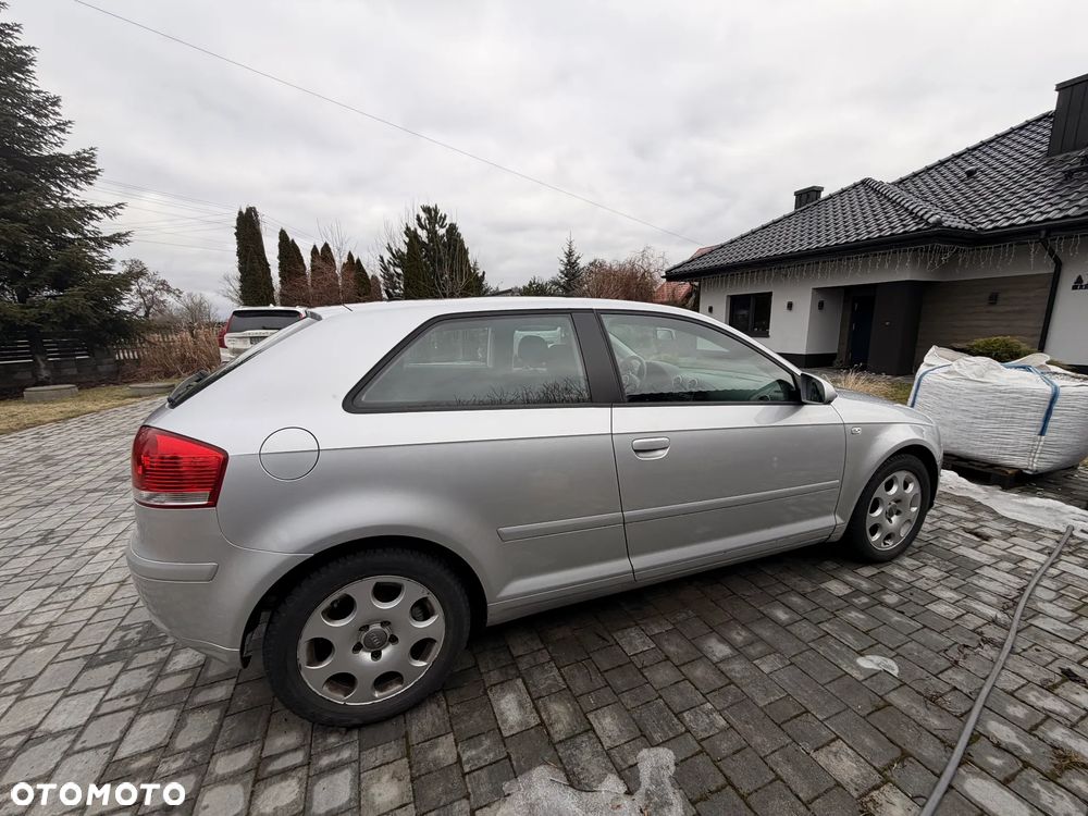 Audi A3 3-drzwiowe - 4
