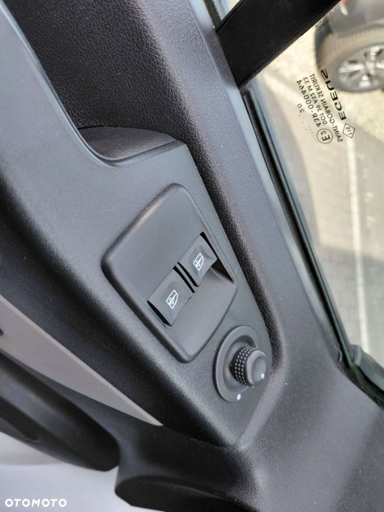 Renault TRAFIC - 10