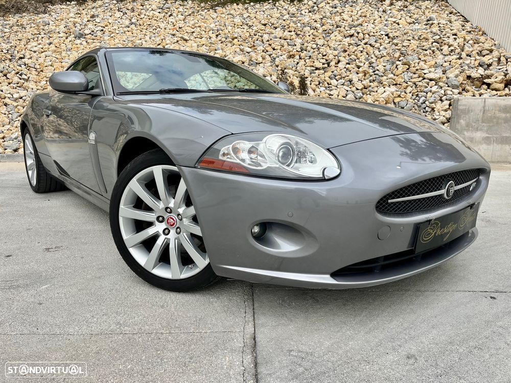 Jaguar XK 4.2 V8 Coupé - 32