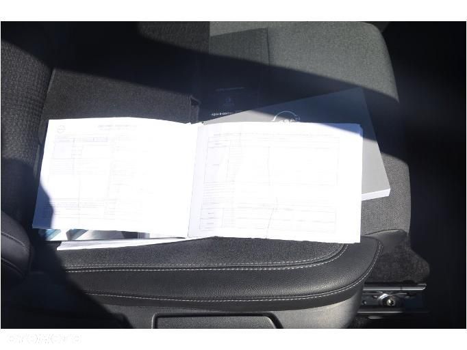 Nissan Qashqai 1.3 DIG-T MHEV N-Connecta Xtronic - 32