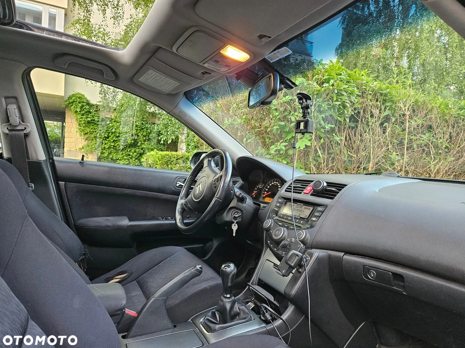 Honda Accord 2.0 Executive - 11