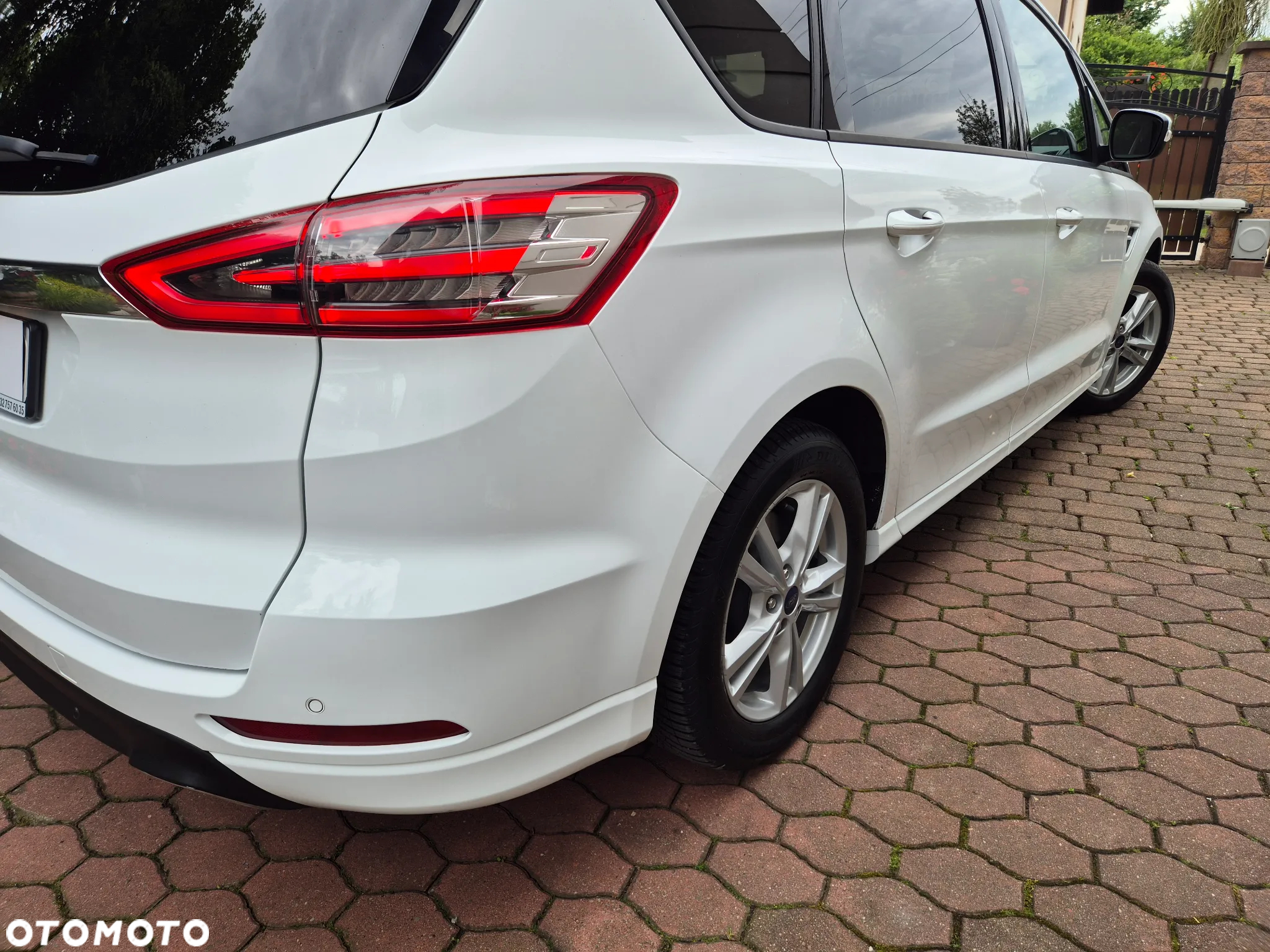Ford S-Max 2.0 TDCi Business - 27