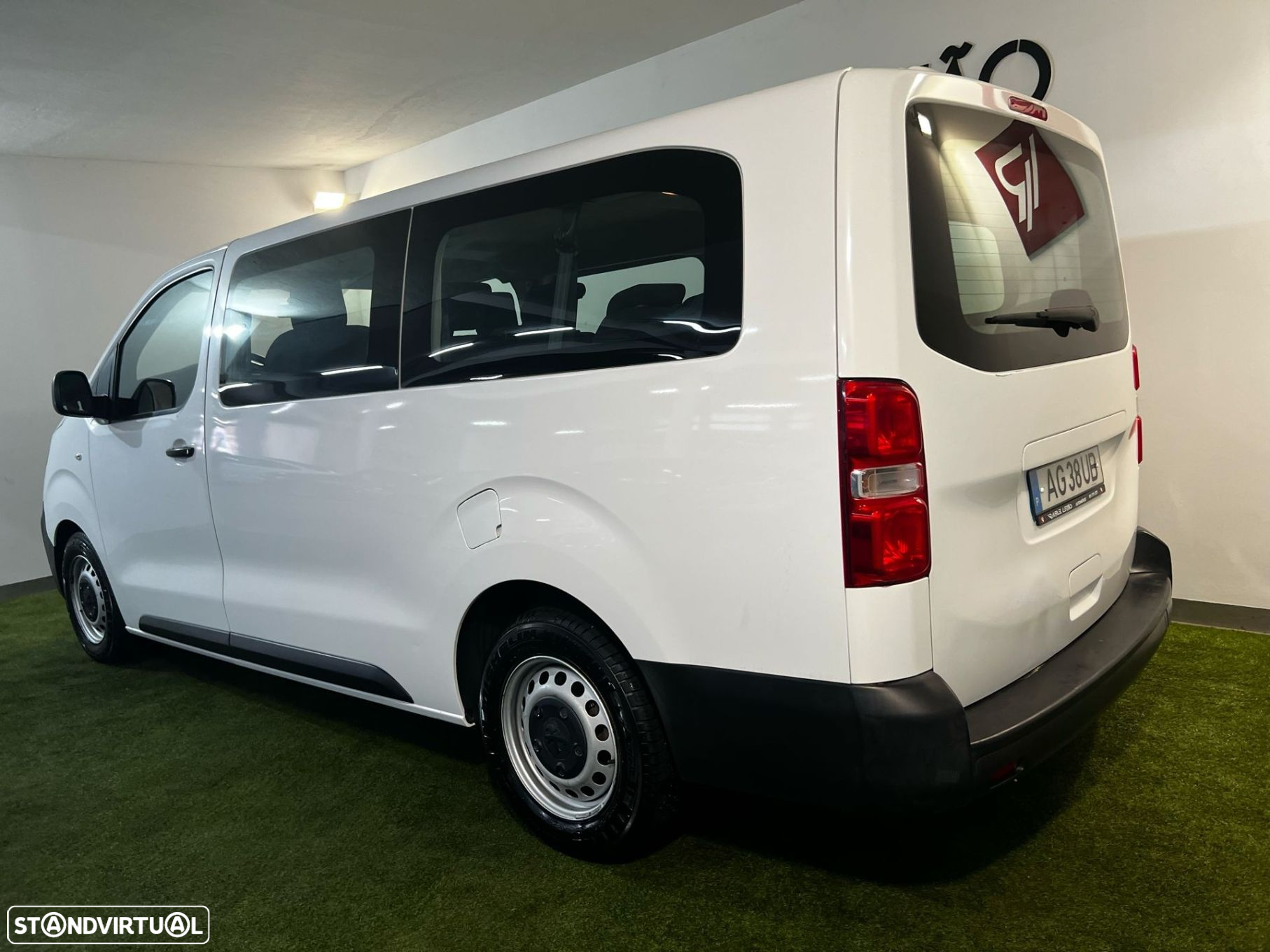 Peugeot Traveller 1.5 BlueHDi L2H1 Active Standard - 13