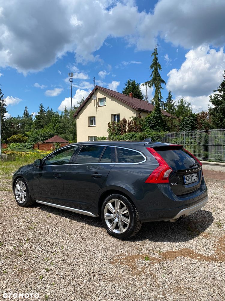 Volvo V60 D3 Geartronic Summum - 5