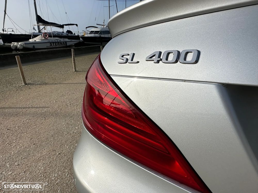 Mercedes-Benz SL 400 9G-TRONIC - 44