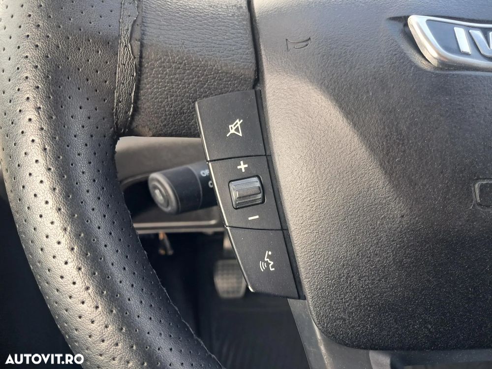 Iveco DAILY 35C18 3.0D 180CP TRANSPORT AUTO CABINA DE DORMIT - 15