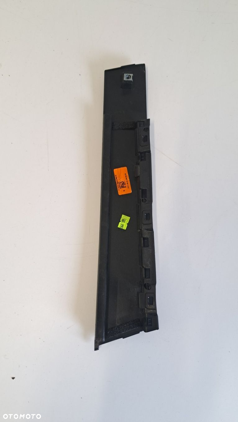 Listwa słupka drzwi prawy tył RENAULT Clio V 822835668R - 4
