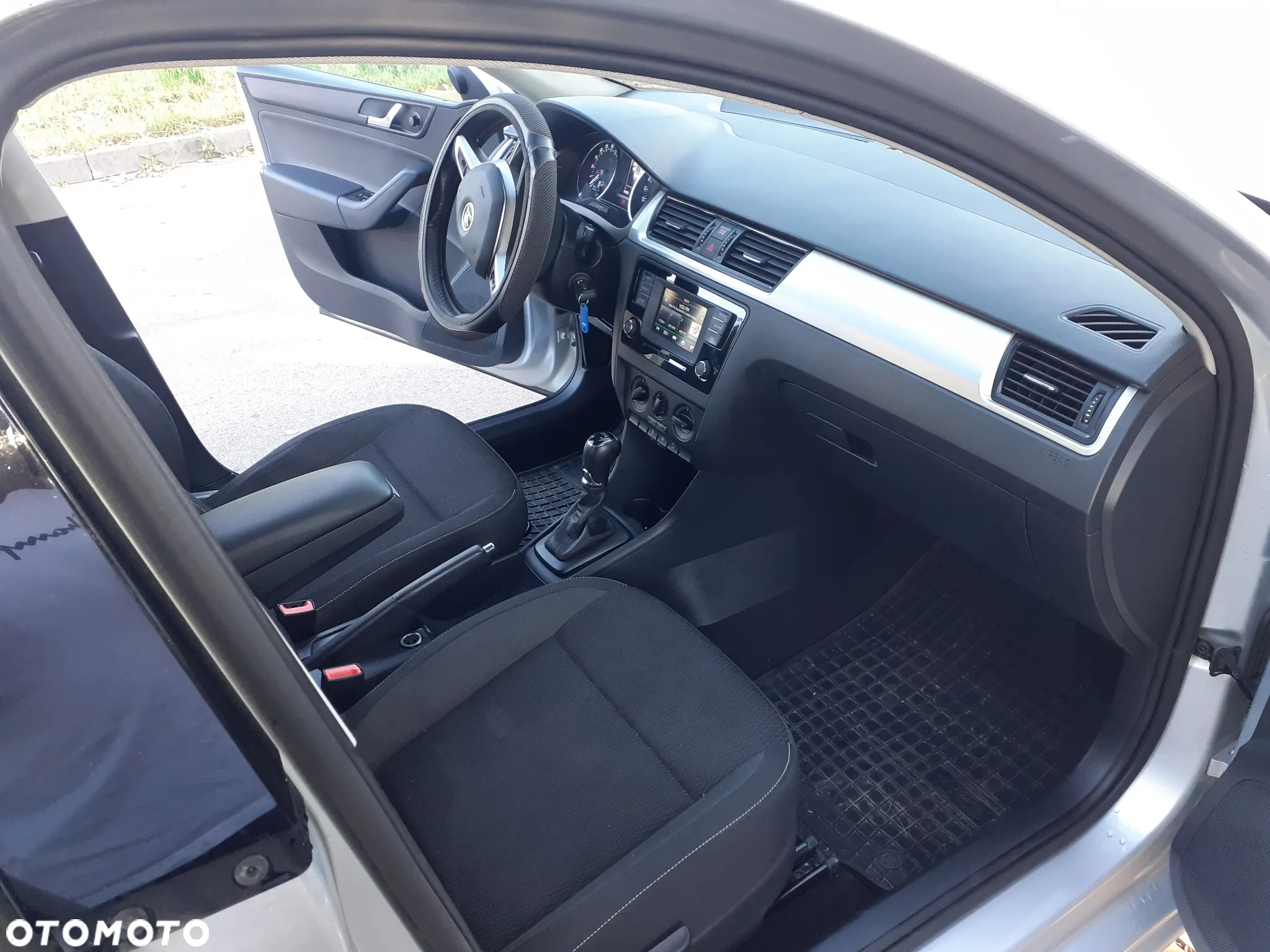 Skoda RAPID Spb 1.4 TDI DPF Ambition DSG - 9