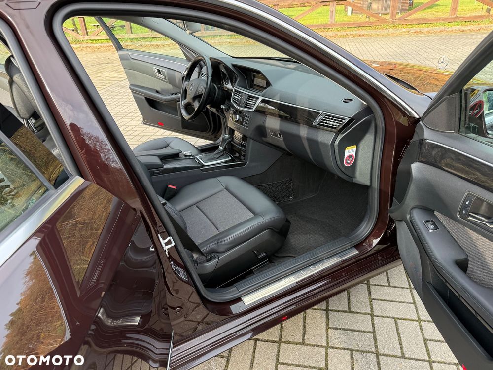 Mercedes-Benz Klasa E 200 BlueEFFICIENCY 7G-TRONIC Avantgarde - 14