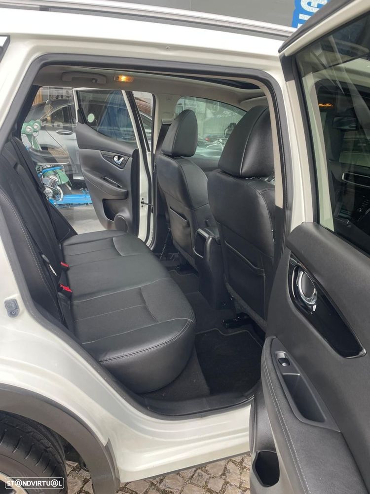 Nissan Qashqai 1.5 dCi Tekna Premium - 8